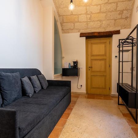 B&B Palazzo Vittoria Bisceglie Bagian luar foto