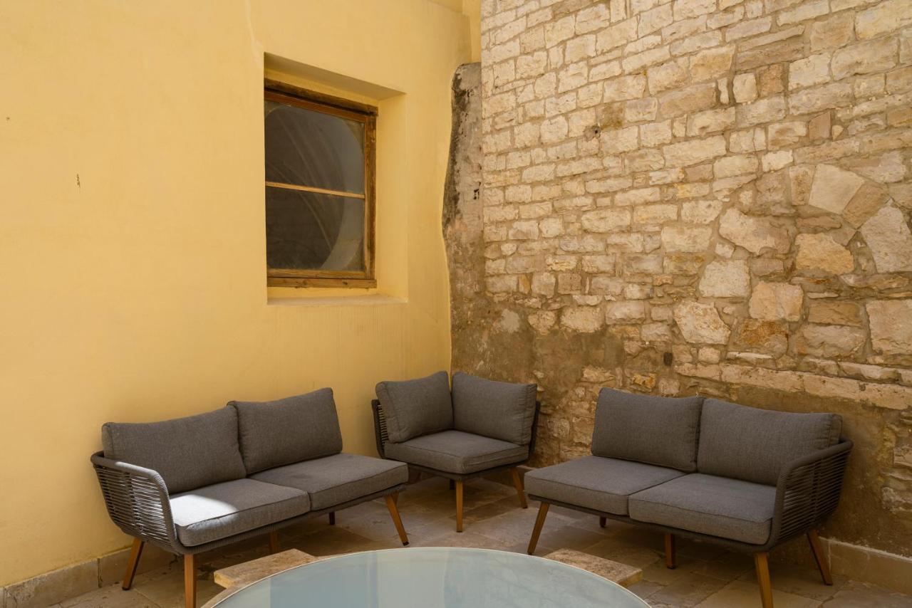B&B Palazzo Vittoria Bisceglie Bagian luar foto
