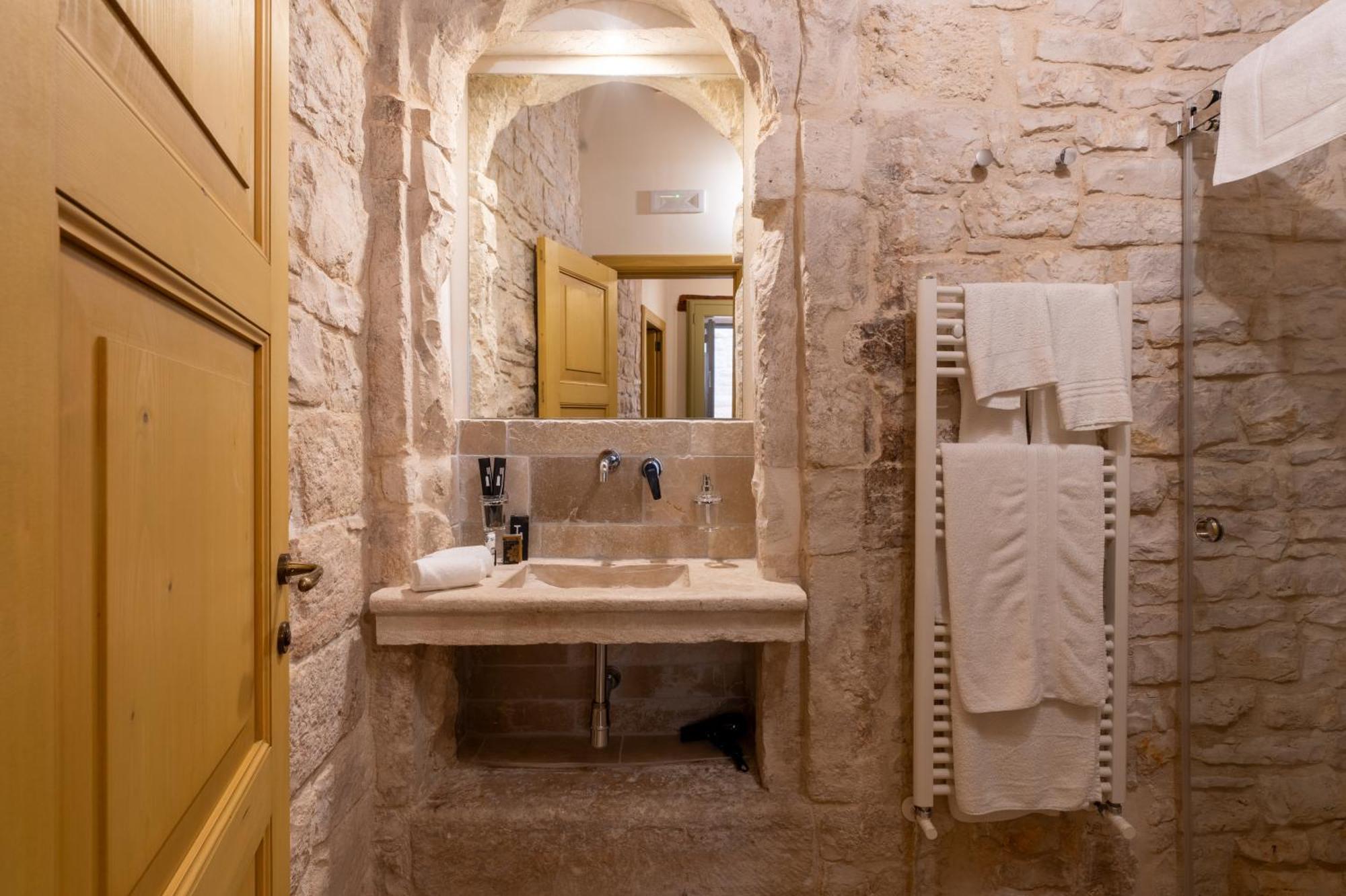 B&B Palazzo Vittoria Bisceglie Bagian luar foto
