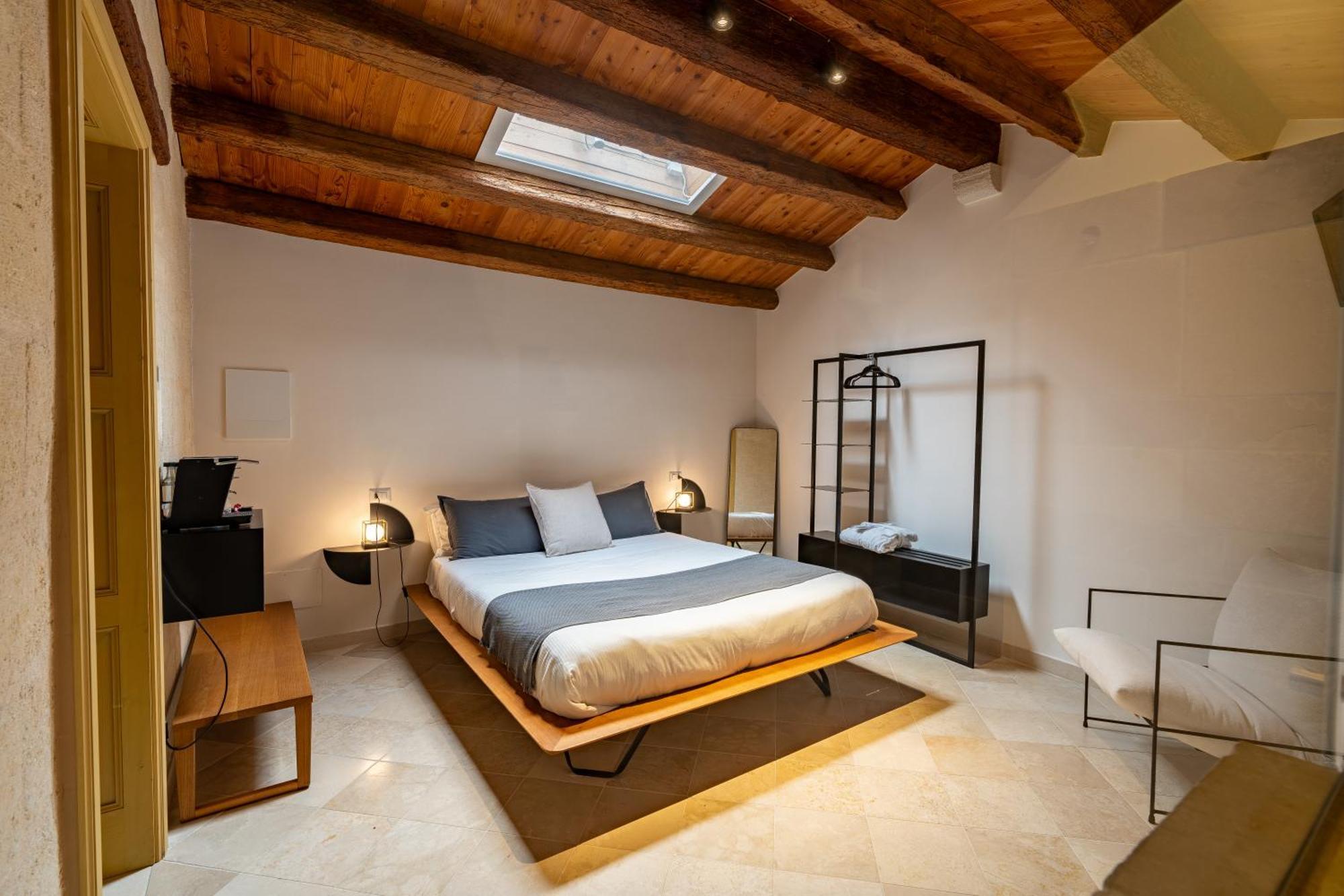 B&B Palazzo Vittoria Bisceglie Bagian luar foto