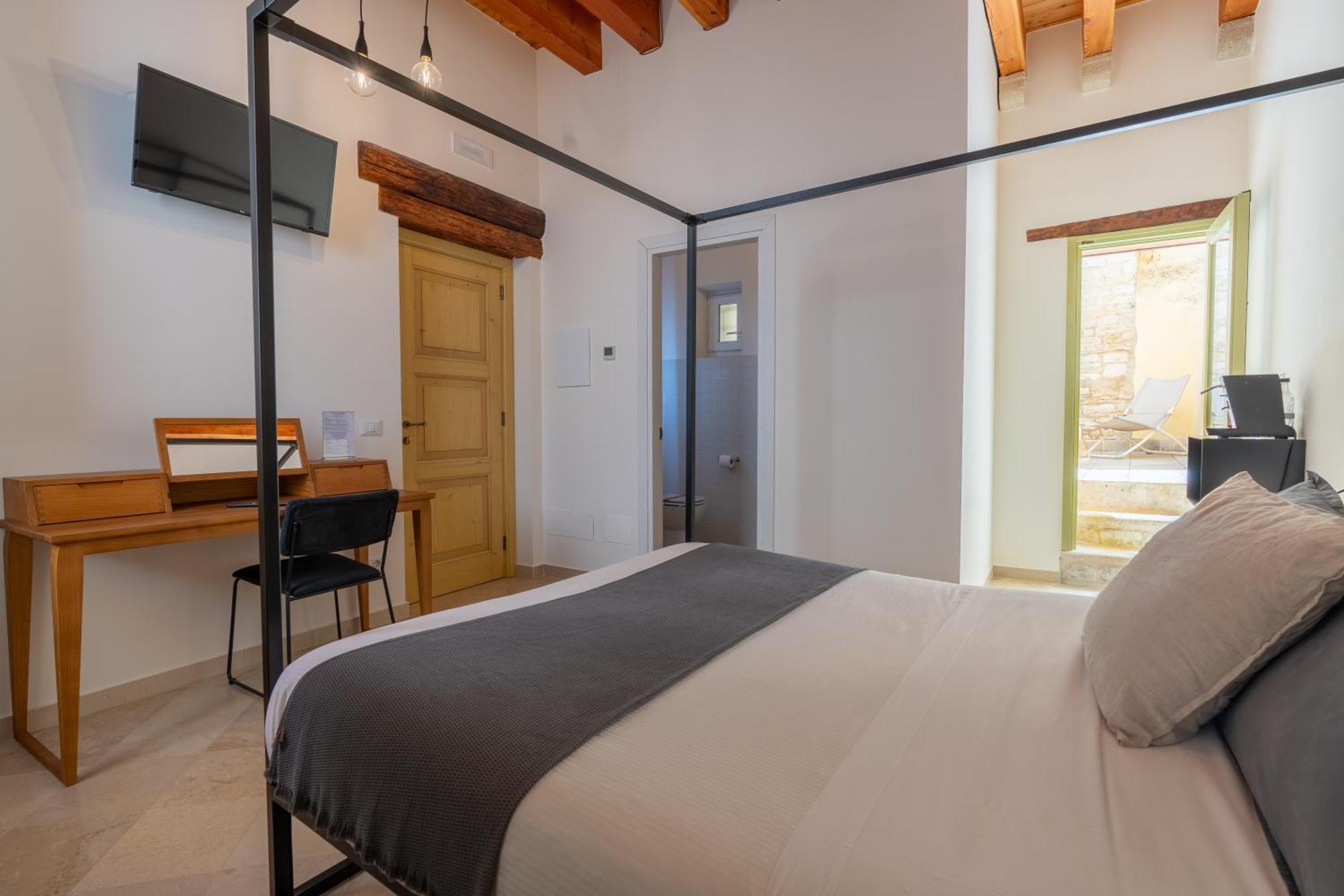 B&B Palazzo Vittoria Bisceglie Bagian luar foto