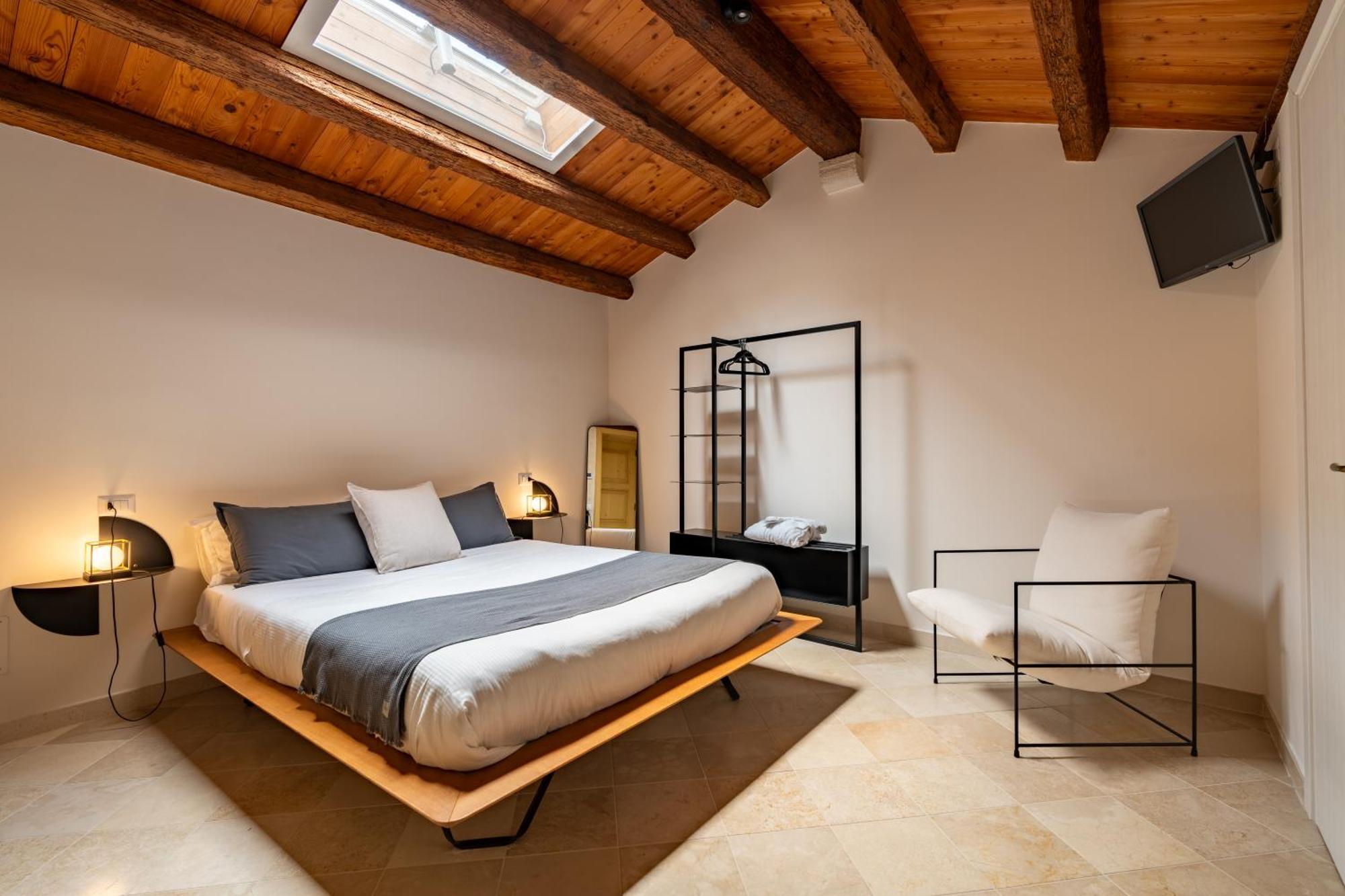 B&B Palazzo Vittoria Bisceglie Bagian luar foto