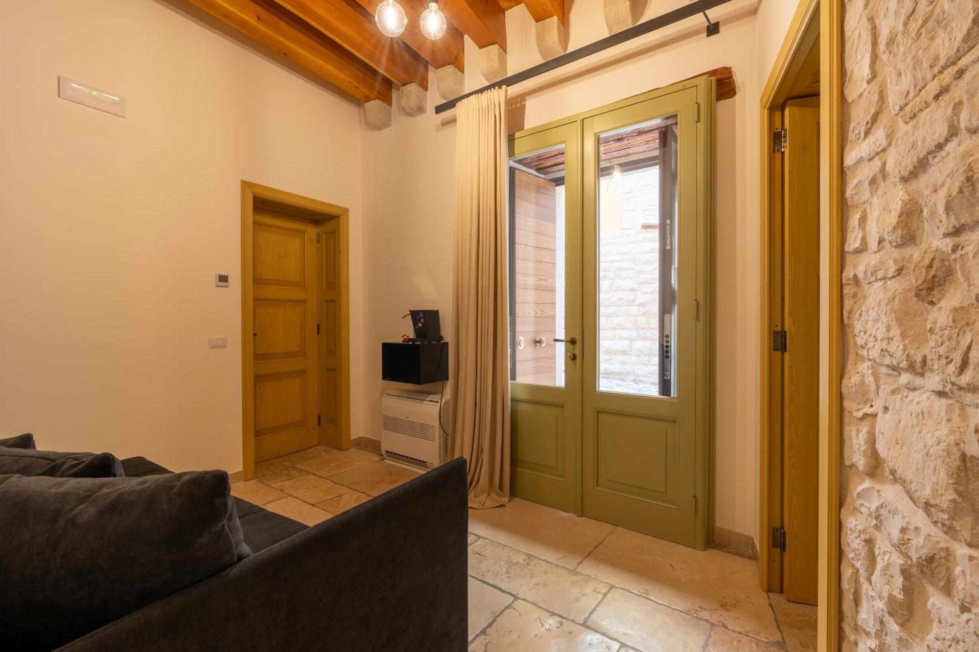 B&B Palazzo Vittoria Bisceglie Bagian luar foto